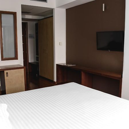 City5 Rooms & Suites By Lsa Скопие Екстериор снимка