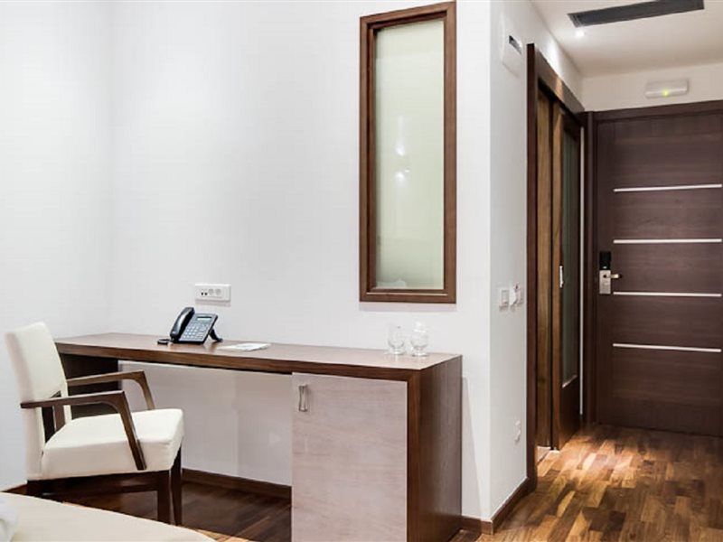 City5 Rooms & Suites By Lsa Скопие Екстериор снимка